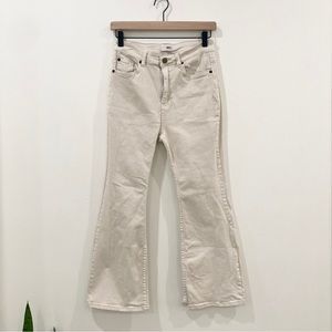 Amuse Society Cream Kick Flare Jeans Size 28